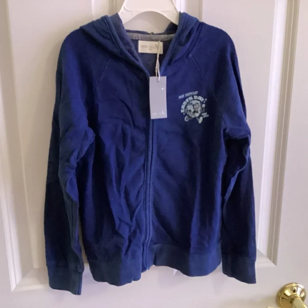 NWT. Miki Miette Brand Boys Size 6 Indigo Hoodie with Think Green Message